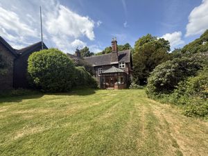 Photo 40- click for photo gallery